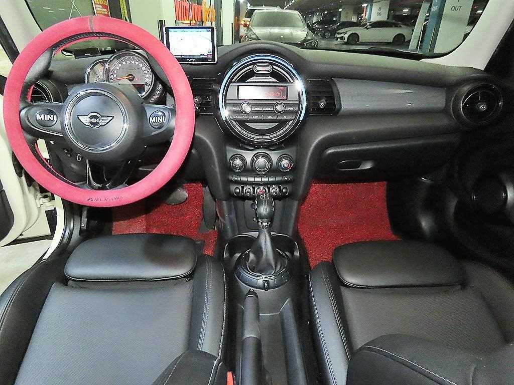 Mini Cooper - Vista 10