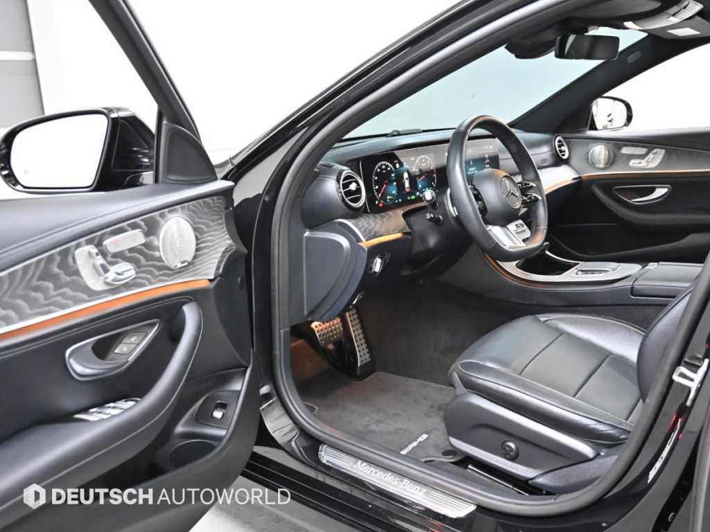 Mercedes Benz E class - Vista 11