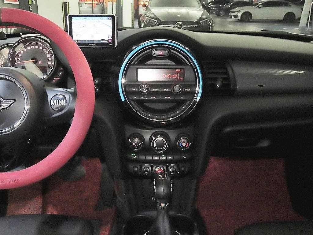 Mini Cooper - Vista 11