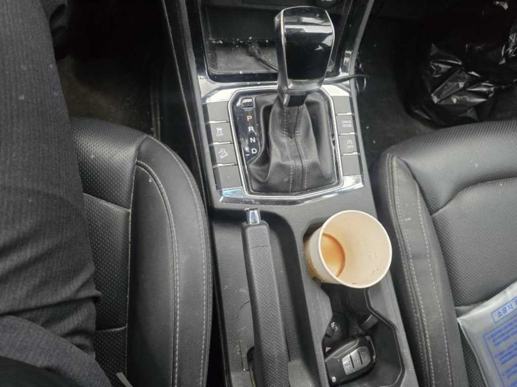 Ssangyong Korando - Vista 5