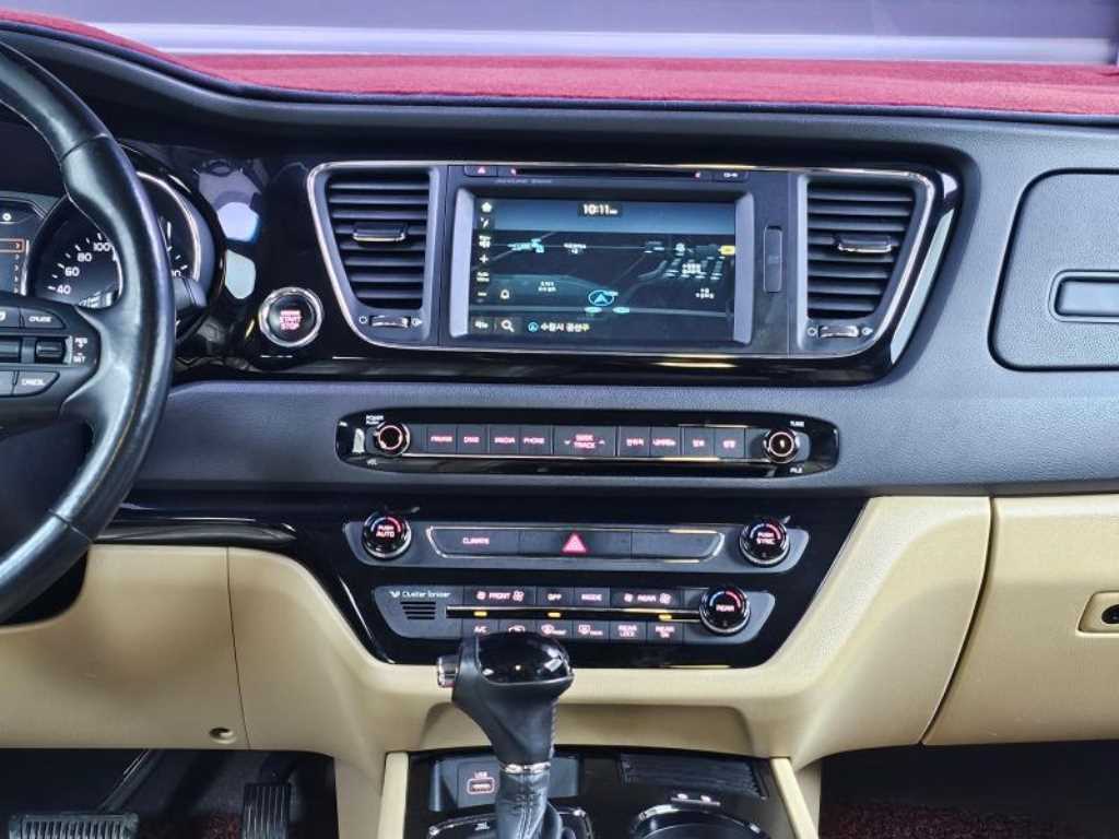 KIA Carnival 2016 Negro - Importación desde Corea - HF Imports Iquique - Foto 14