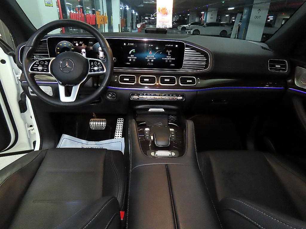 Mercedes Benz GLE Class - Vista 10