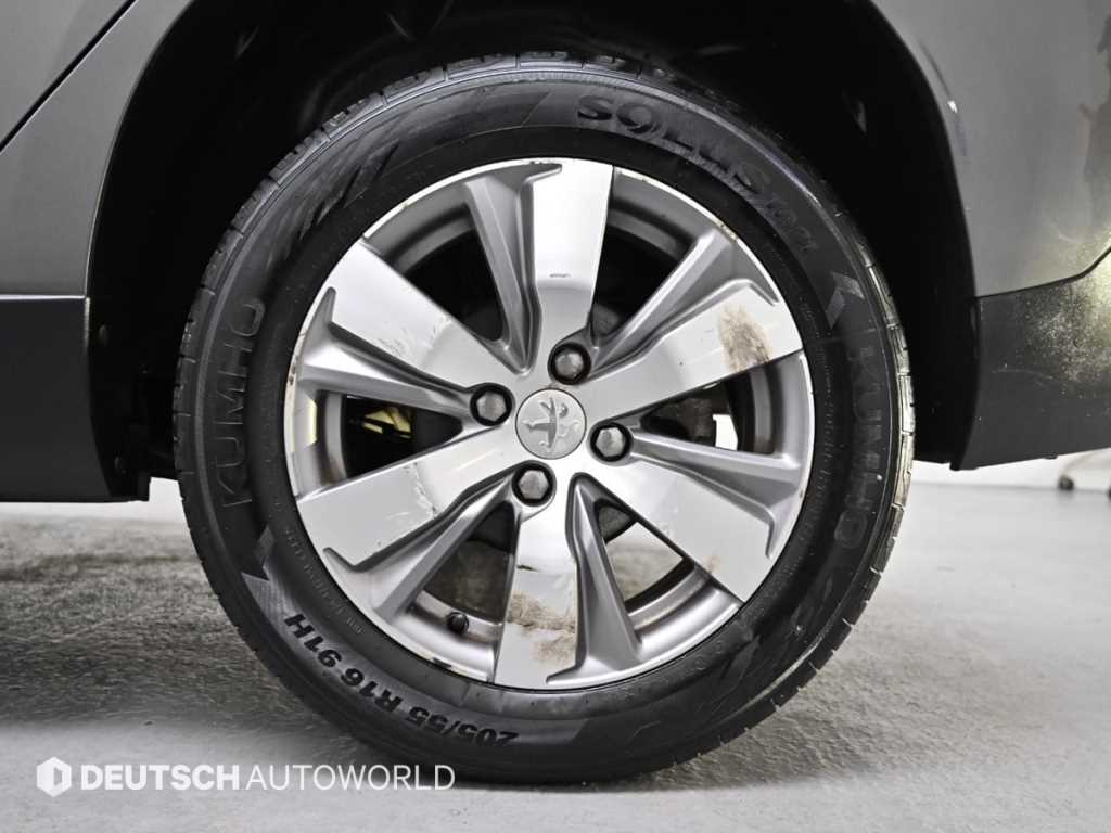 Peugeot 2008 - Vista 5