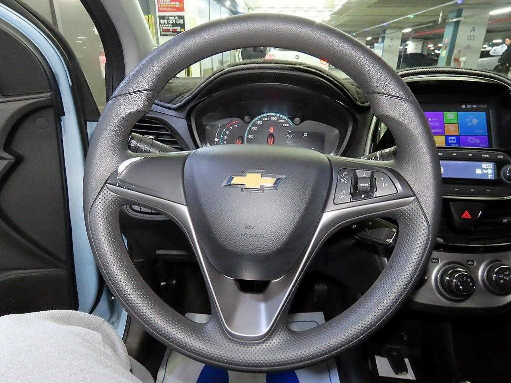 Chevrolet Spark - Vista 8