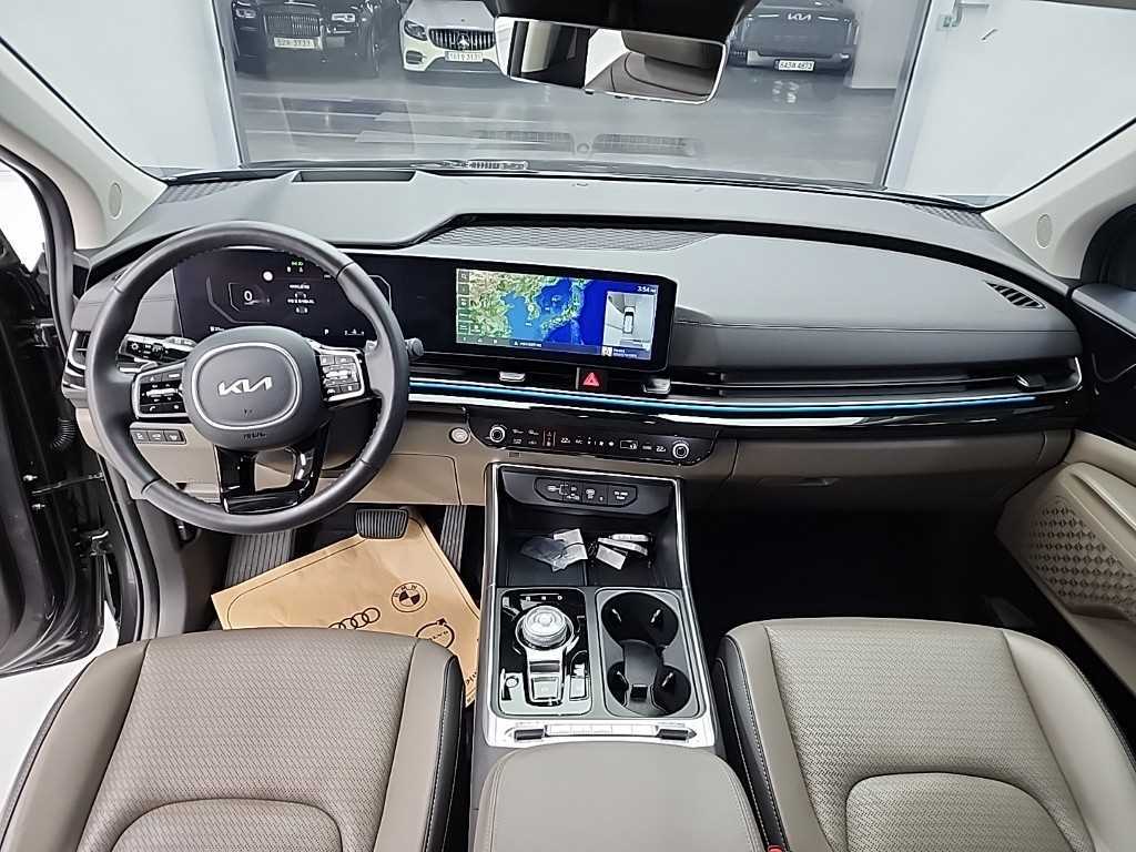 KIA Carnival - Vista 7