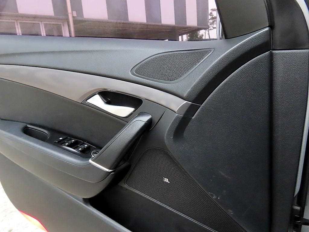 HYUNDAI i40 - Vista 11