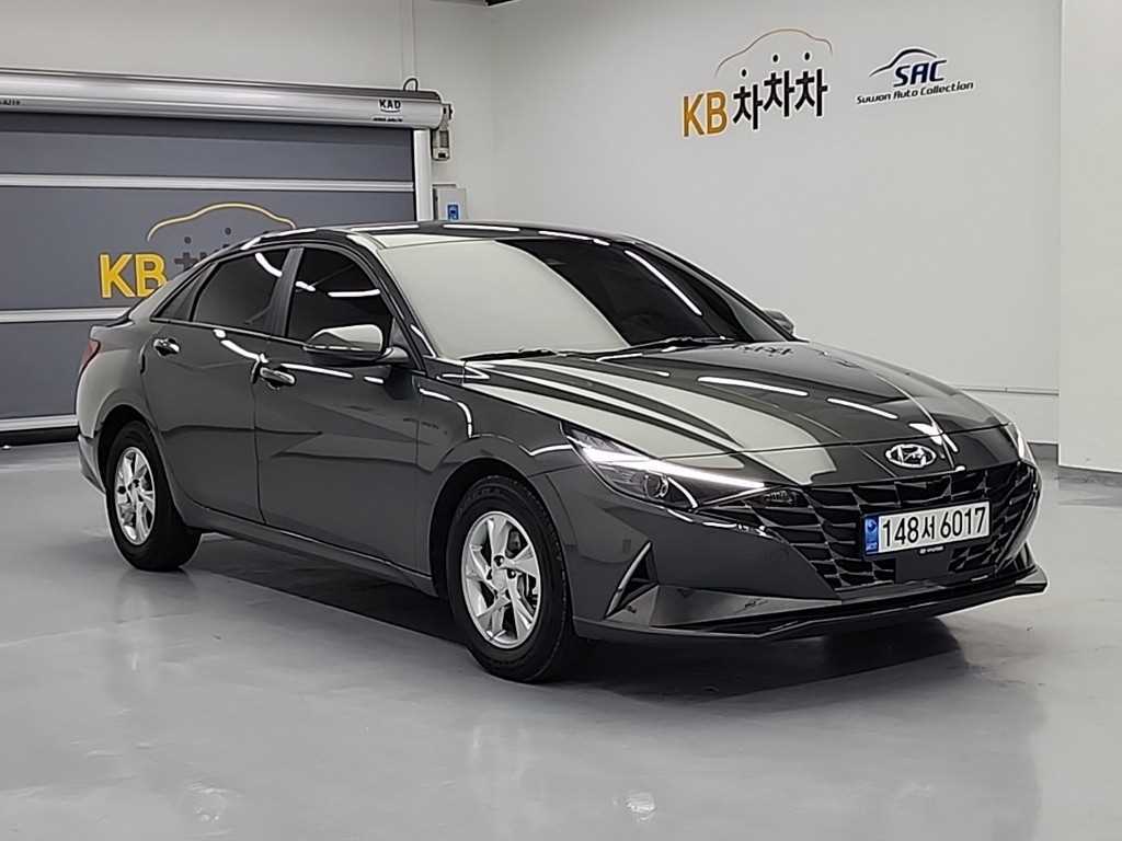 HYUNDAI Avante - Vista 4