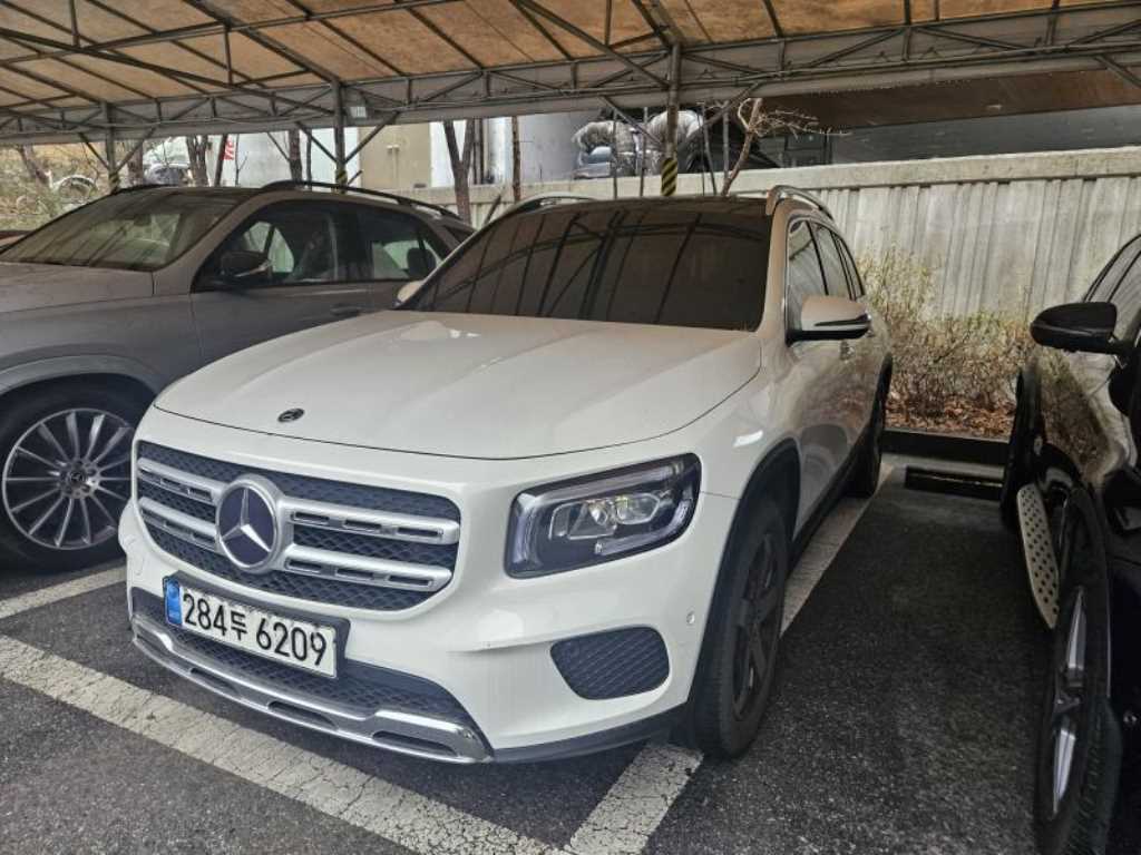 Mercedes Benz GLB Class 2020 Blanco - Importación desde Corea - HF Imports Iquique - Foto 1