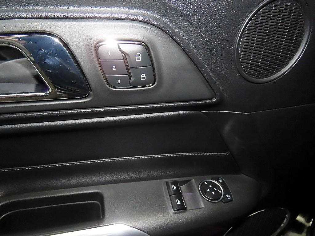 Ford Mustang 2016 Negro - Importación desde Corea - HF Imports Iquique - Foto 13