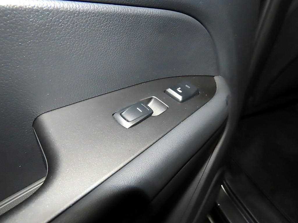 Ssangyong Rexton 2019 Gris - Importación desde Corea - HF Imports Iquique - Foto 17