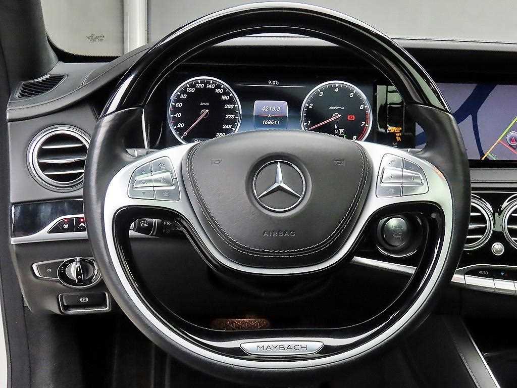 Mercedes Benz S Class - Vista 9