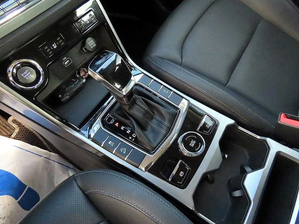 Ssangyong Korando - Vista 10