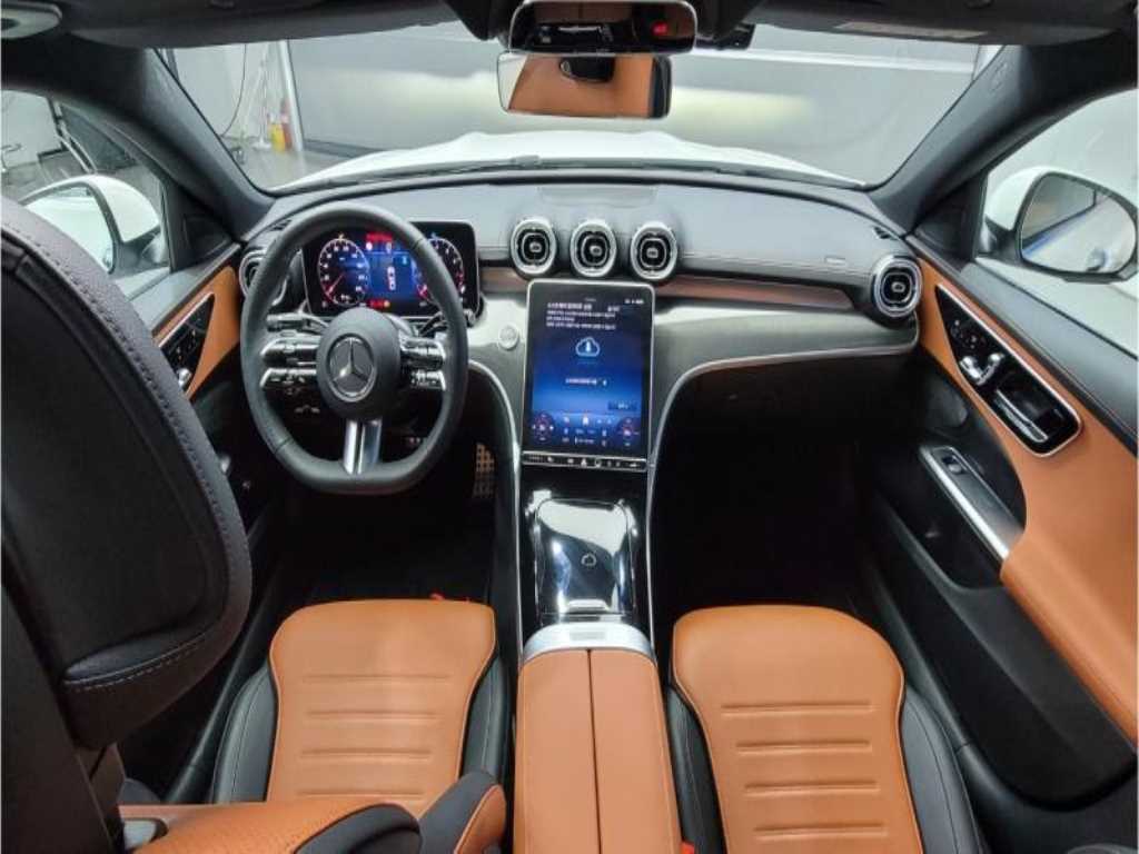 Mercedes Benz C Class - Vista 8