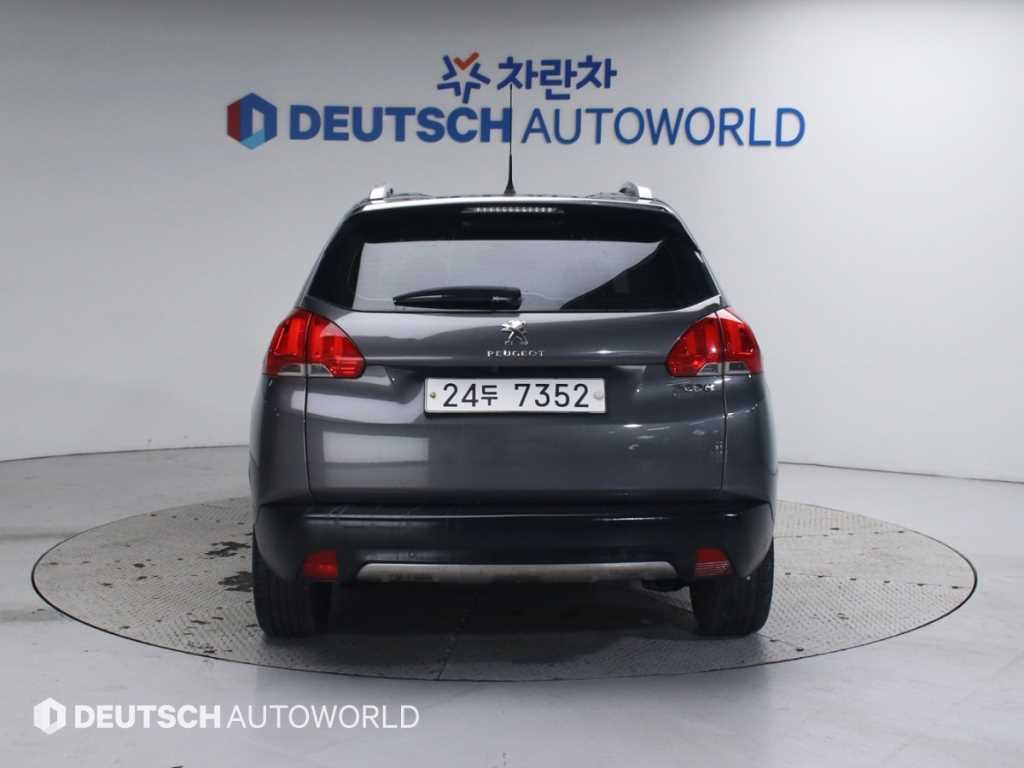 Peugeot 2008 - Vista 4