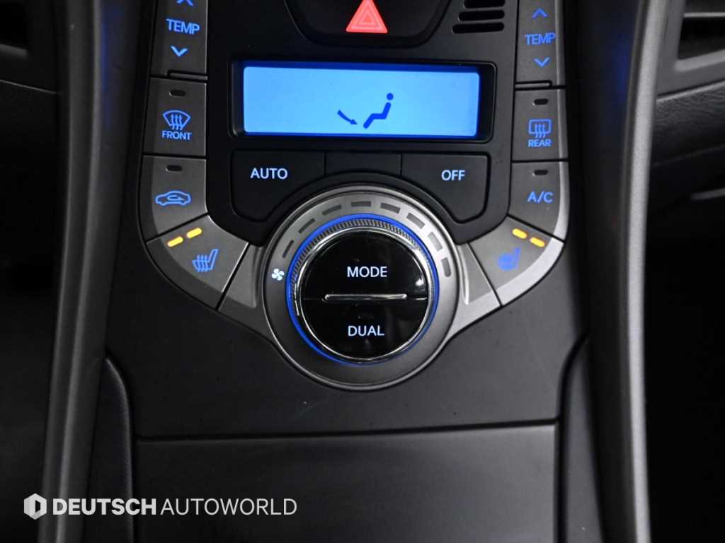 HYUNDAI Avante 2013 Blanco - Importación desde Corea - HF Imports Iquique - Foto 17