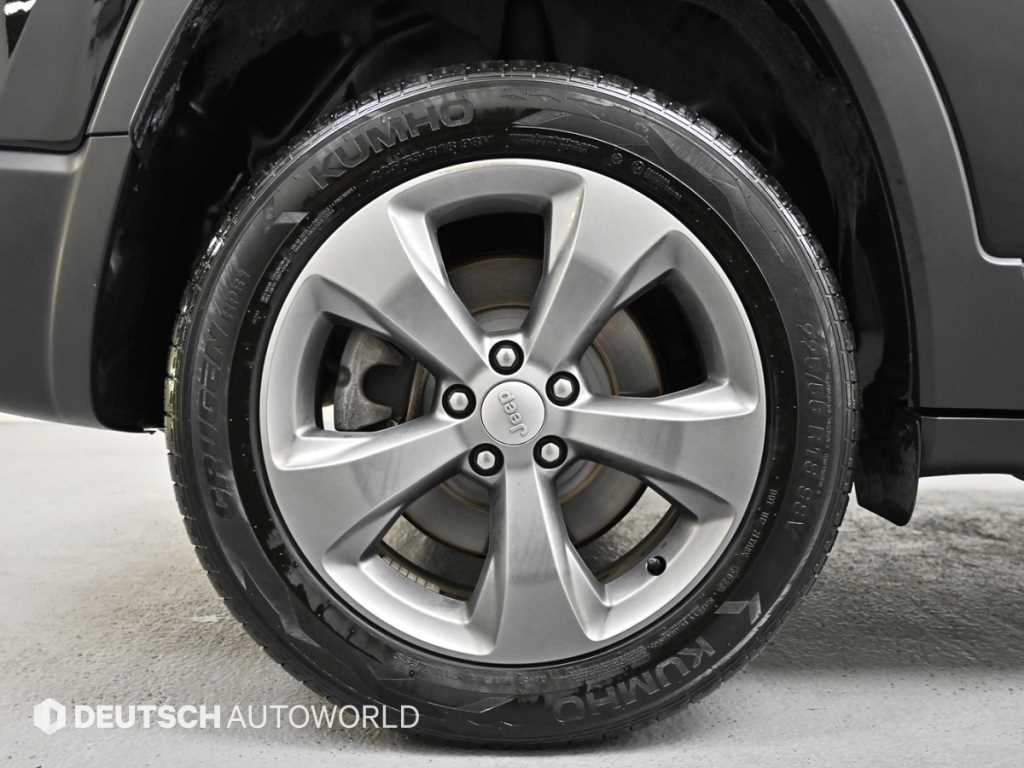 Jeep Cherokee - Vista 5