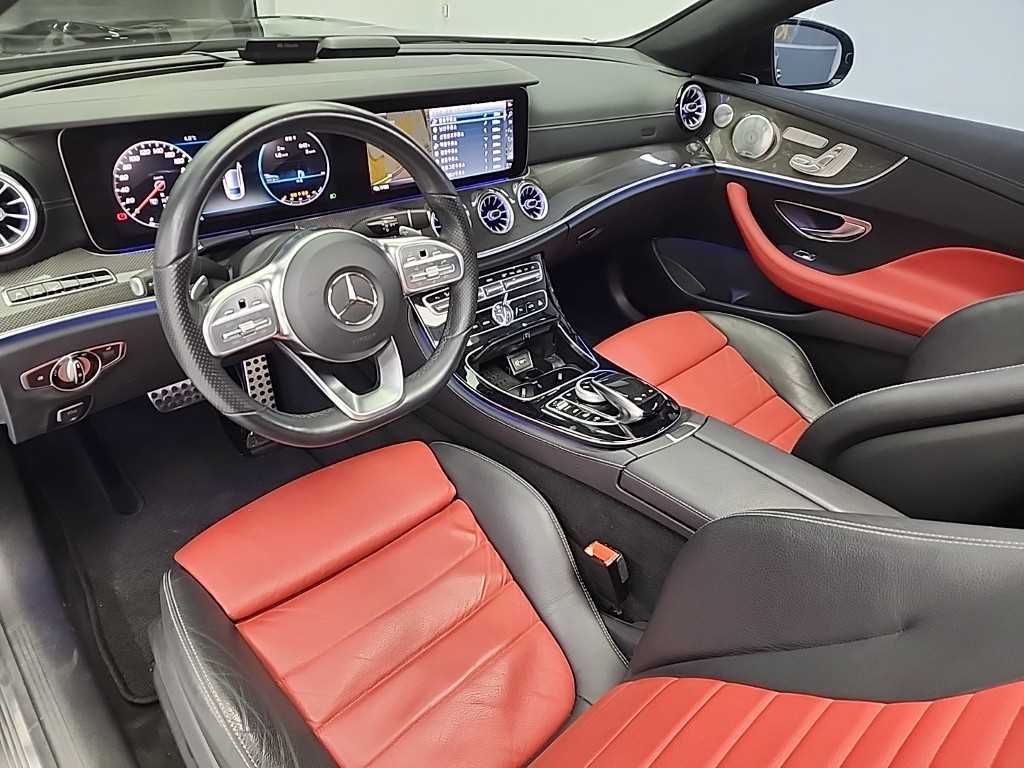 Mercedes Benz E class - Vista 7