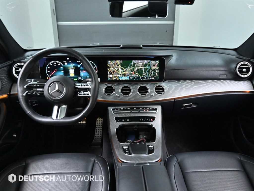 Mercedes Benz E class - Vista 7