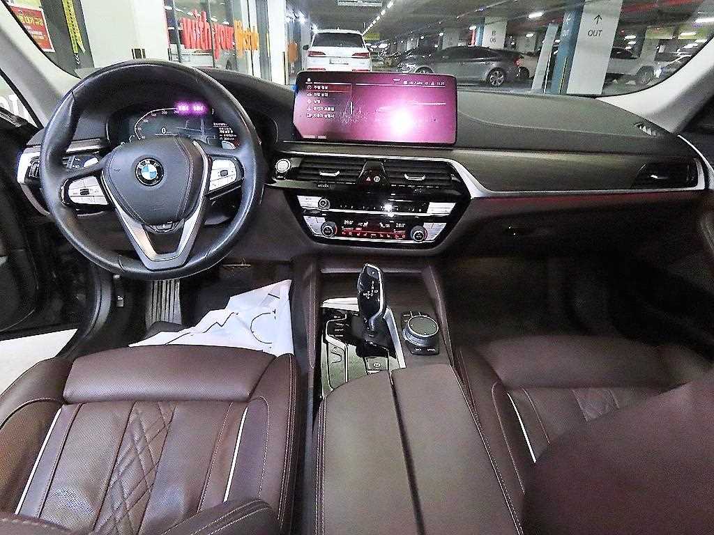 BMW 5 Series - Vista 10