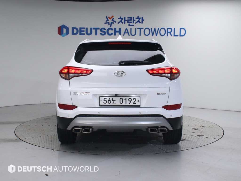 HYUNDAI Tucson - Vista 4