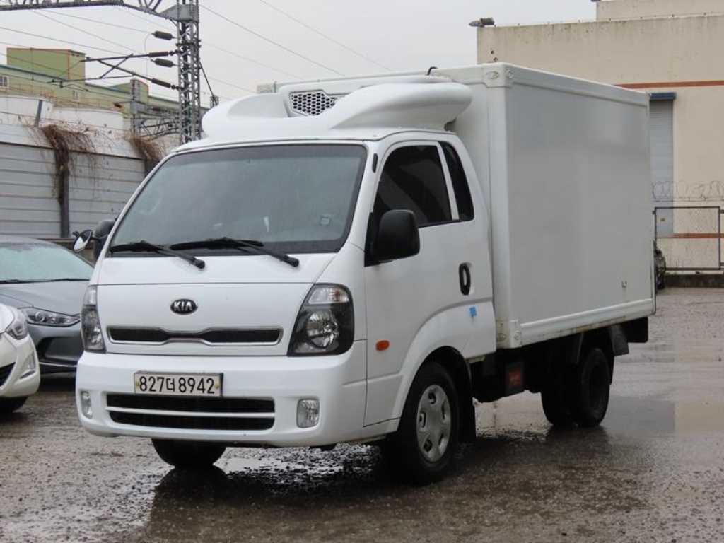 medium and large cargo truck - Vista 2