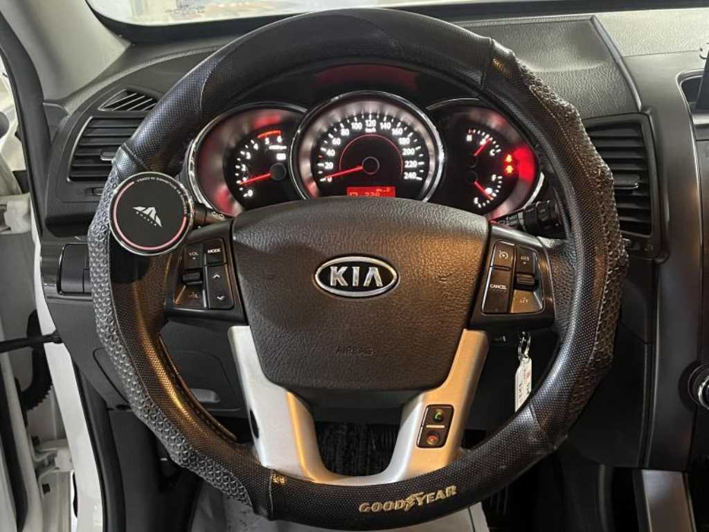 KIA Sorento - Vista 11