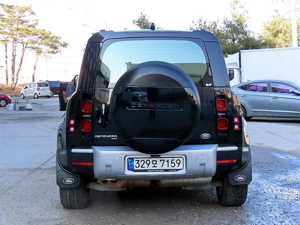 Land Rover Defender - Vista 4