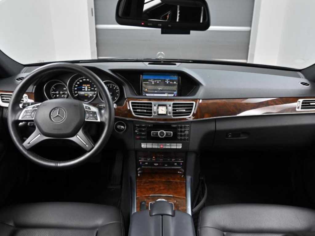 Mercedes Benz E class - Vista 7