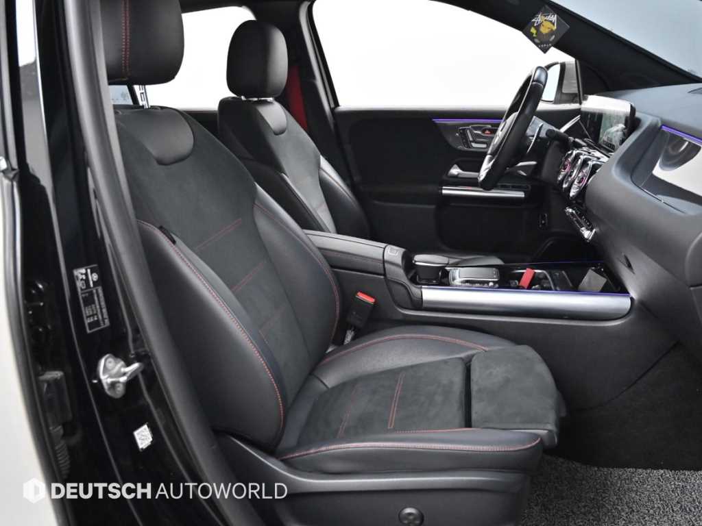 Mercedes Benz GLA Class - Vista 10