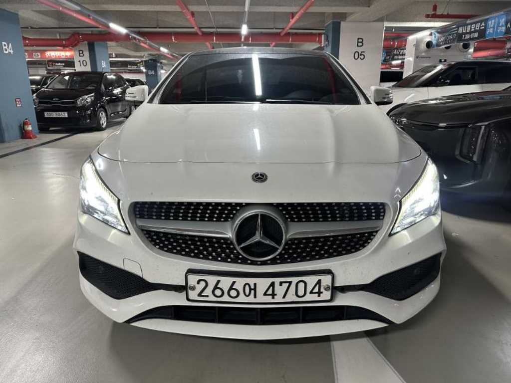 Mercedes Benz CLA Class 2018 Blanco - Importación desde Corea - HF Imports Iquique - Foto 1