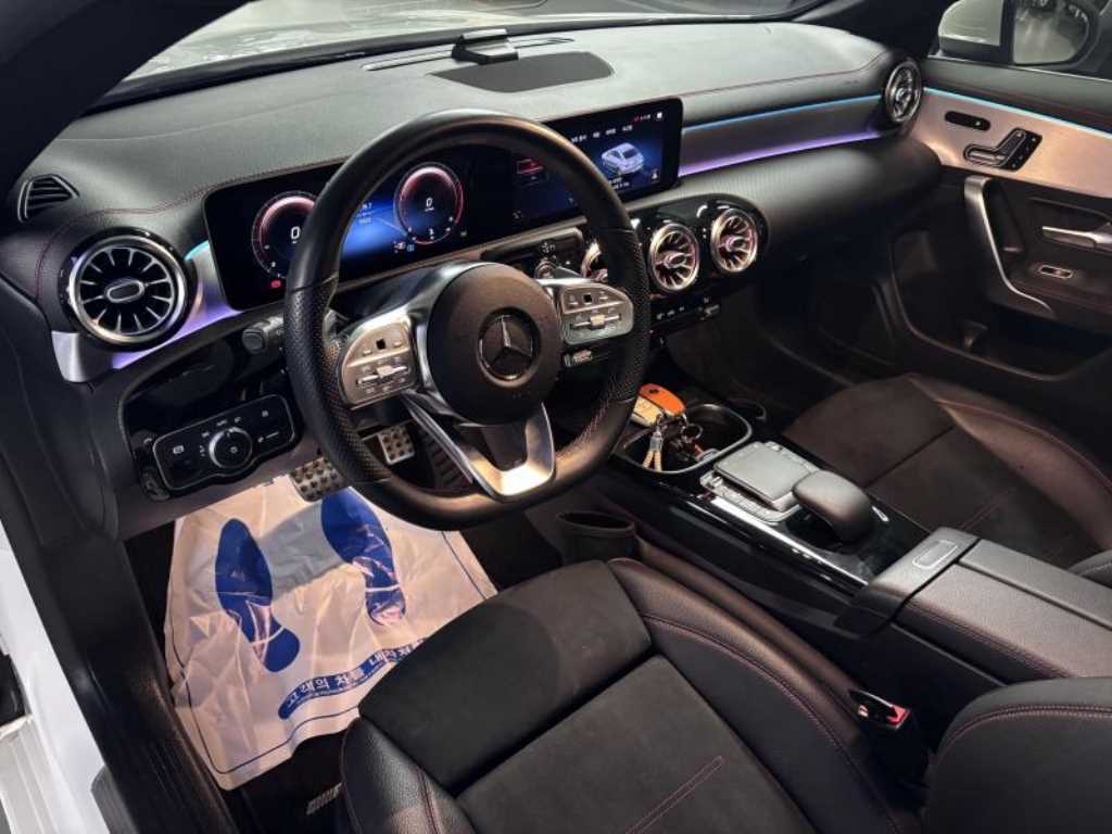 Mercedes Benz CLA Class - Vista 12