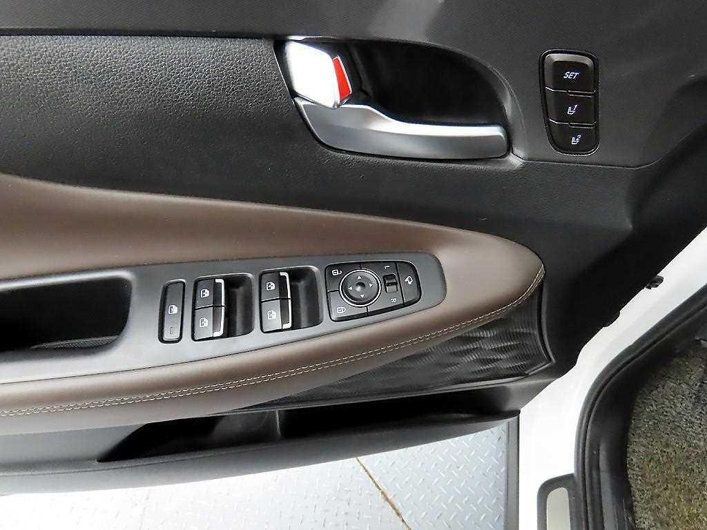 HYUNDAI Santa Fe - Vista 11