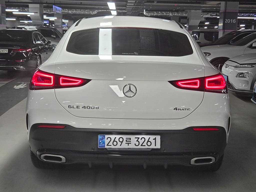 Mercedes Benz GLE Class - Vista 4