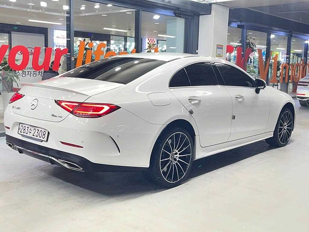 Mercedes Benz CLS Class - Vista 4