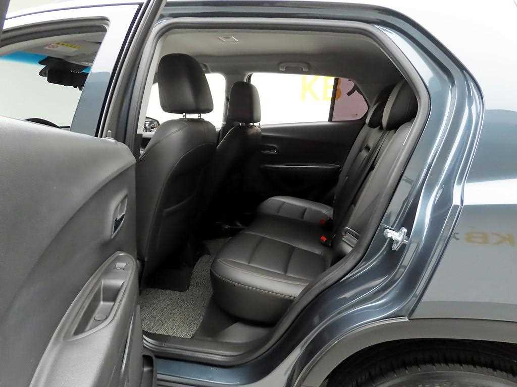 Chevrolet Trax 2020 Gris - Importación desde Corea - HF Imports Iquique - Foto 13