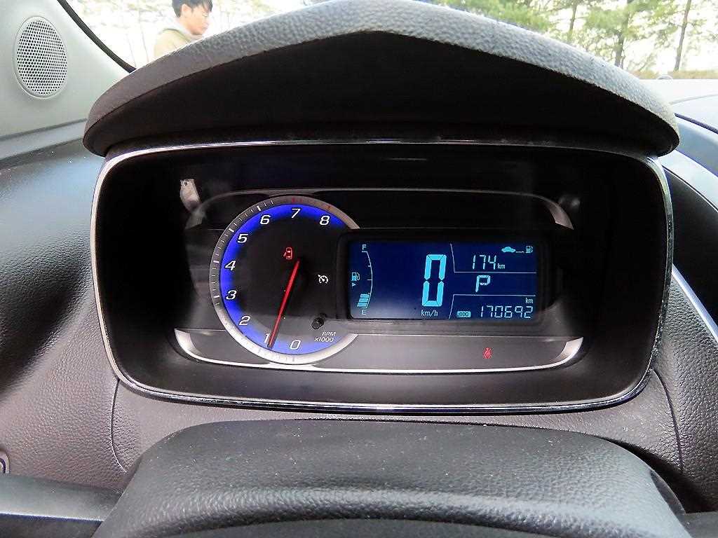 Chevrolet Trax - Vista 9