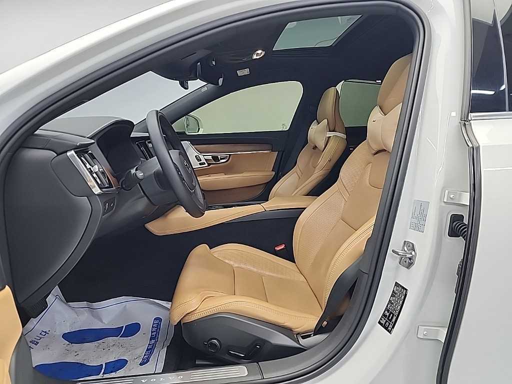 Volvo S90 - Vista 11