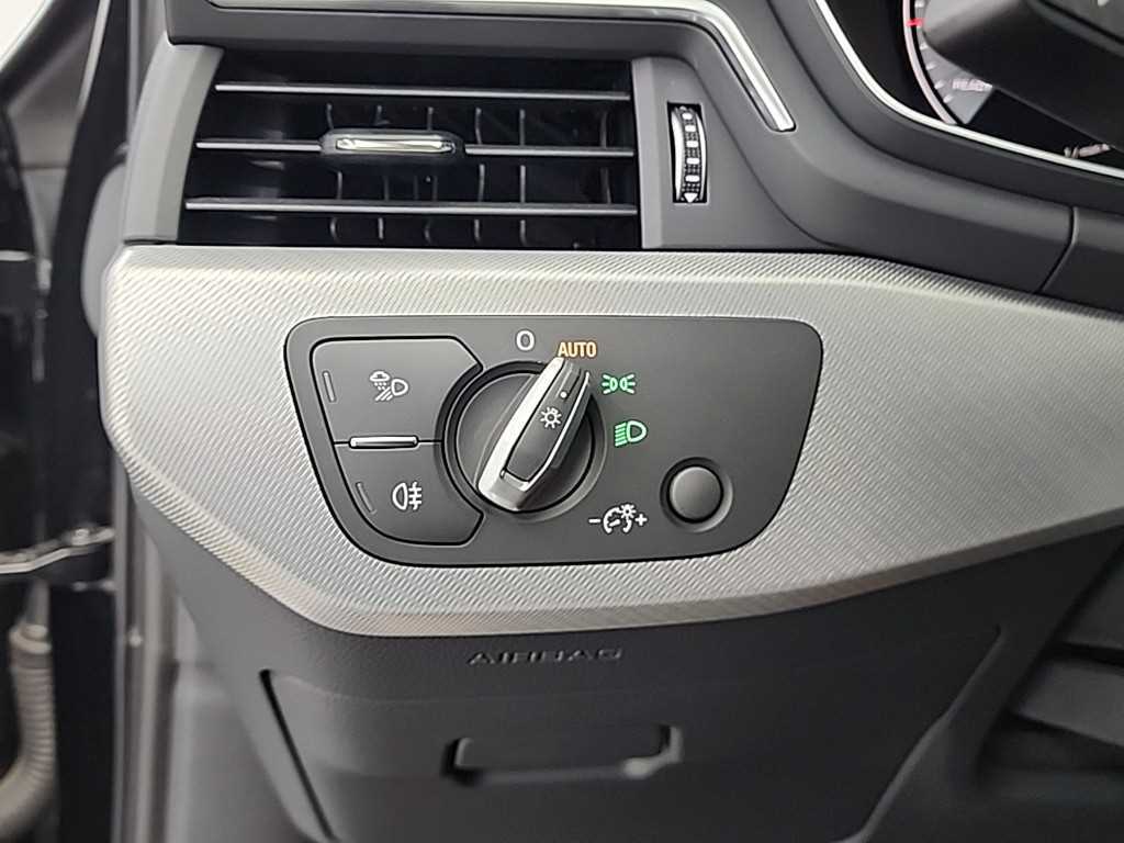 Audi A4 2021 Negro - Importación desde Corea - HF Imports Iquique - Foto 18