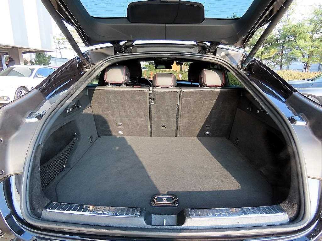 Mercedes Benz GLC Class 2018 Negro - Importación desde Corea - HF Imports Iquique - Foto 16