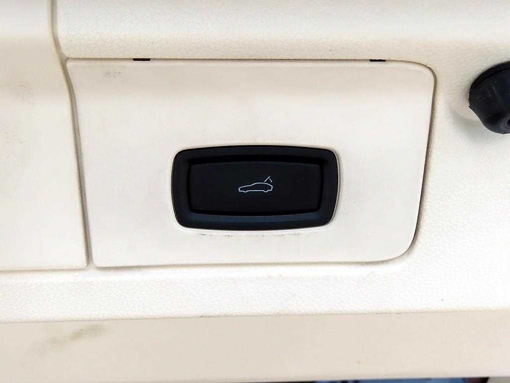 Porsche Panamera 2011 Gold color - Importación desde Corea - HF Imports Iquique - Foto 15