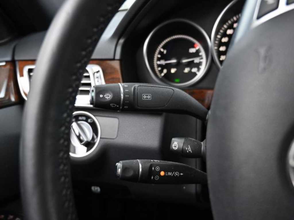 Mercedes Benz E class 2014 Negro - Importación desde Corea - HF Imports Iquique - Foto 16