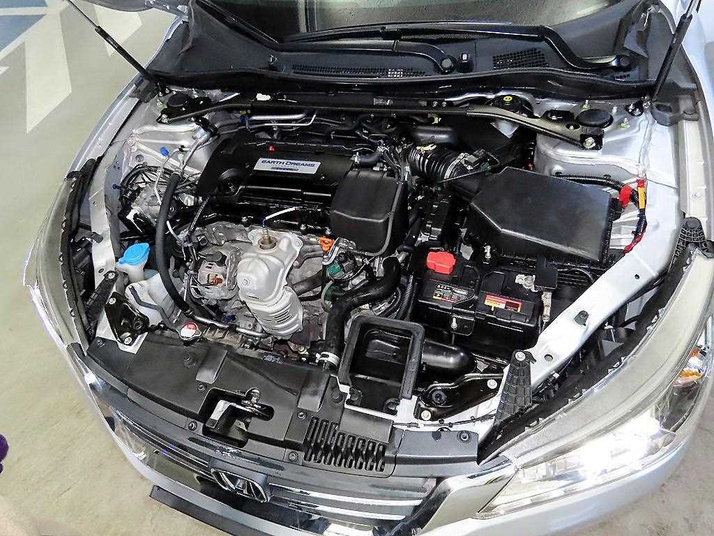 Honda Accord 2015 Plateado - Importación desde Corea - HF Imports Iquique - Foto 18