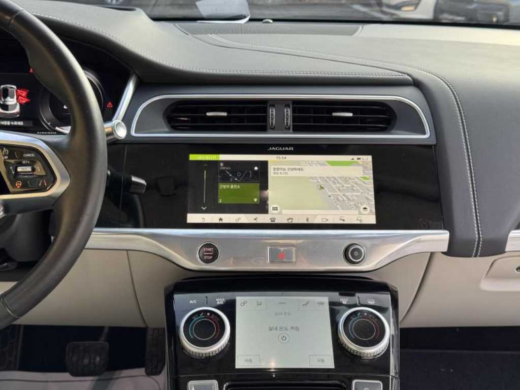 Jaguar I-PACE - Vista 8