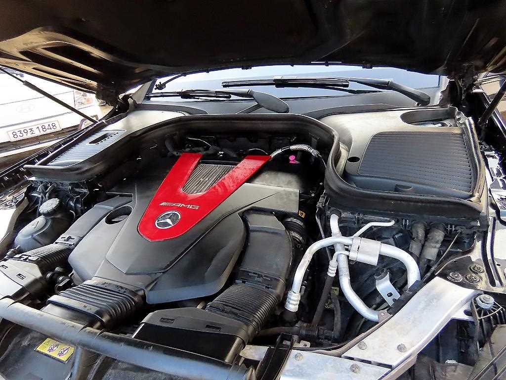 Mercedes Benz GLC Class 2018 Negro - Importación desde Corea - HF Imports Iquique - Foto 19