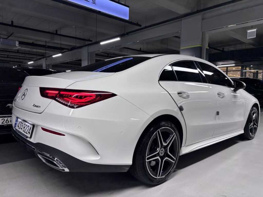Mercedes Benz CLA Class - Vista 3