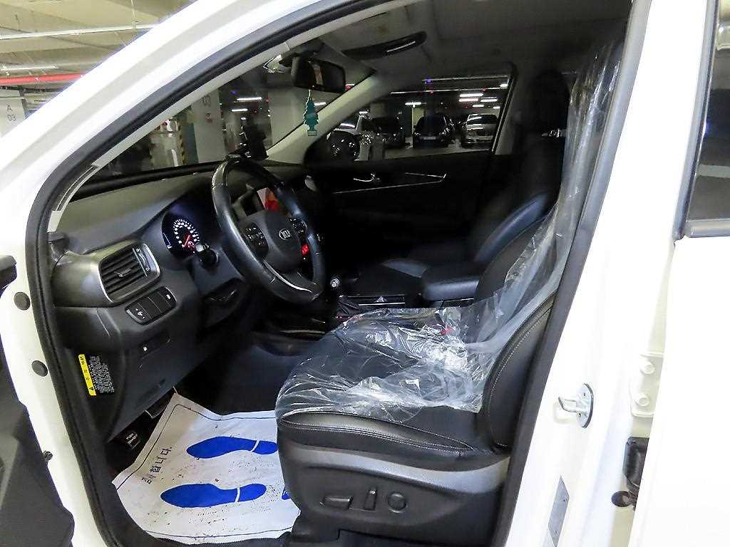 KIA Sorento - Vista 6