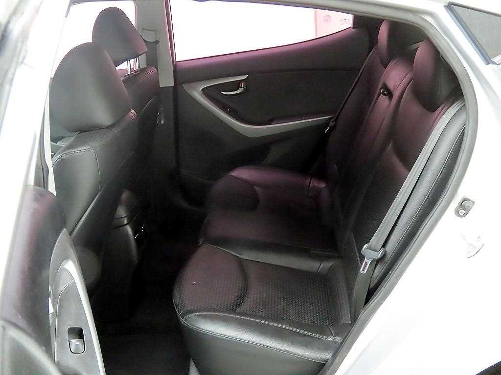 HYUNDAI Avante 2015 - Importación desde Corea - HF Imports Iquique - Foto 17