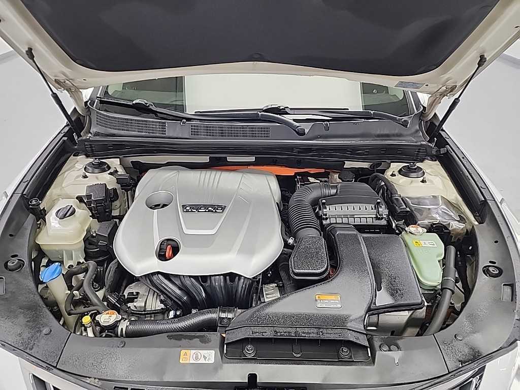 HYUNDAI Grandeur - Vista 5