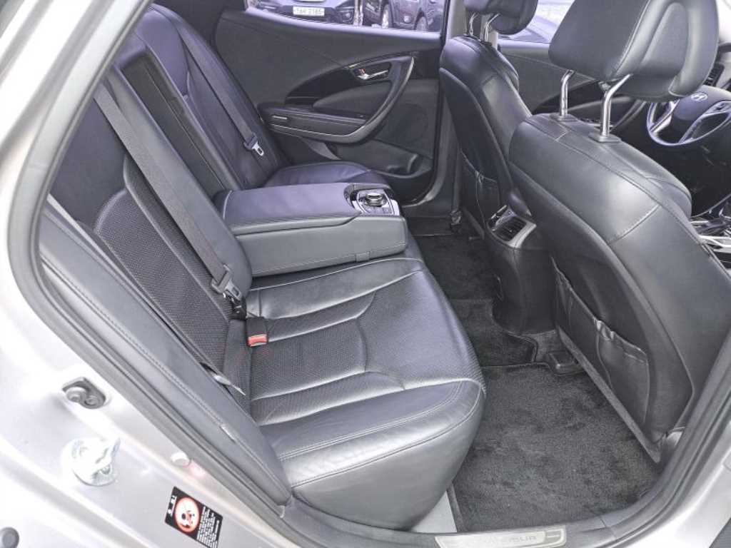 HYUNDAI Grandeur 2012 Plateado - Importación desde Corea - HF Imports Iquique - Foto 17