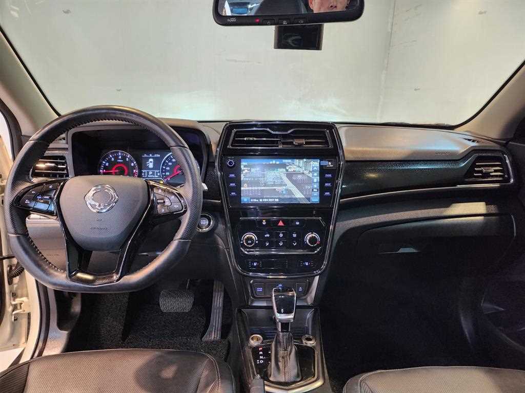 Ssangyong Tivoli - Vista 8